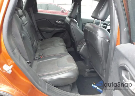 2015 Jeep Cherokee Trailhawk from USA, damaged, VIN 1C4PJMBS5FW717114